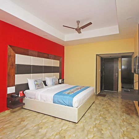 Hotel New Rajdarshan Madikeri Buitenkant foto