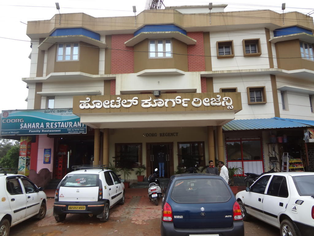Hotel New Rajdarshan Madikeri Buitenkant foto