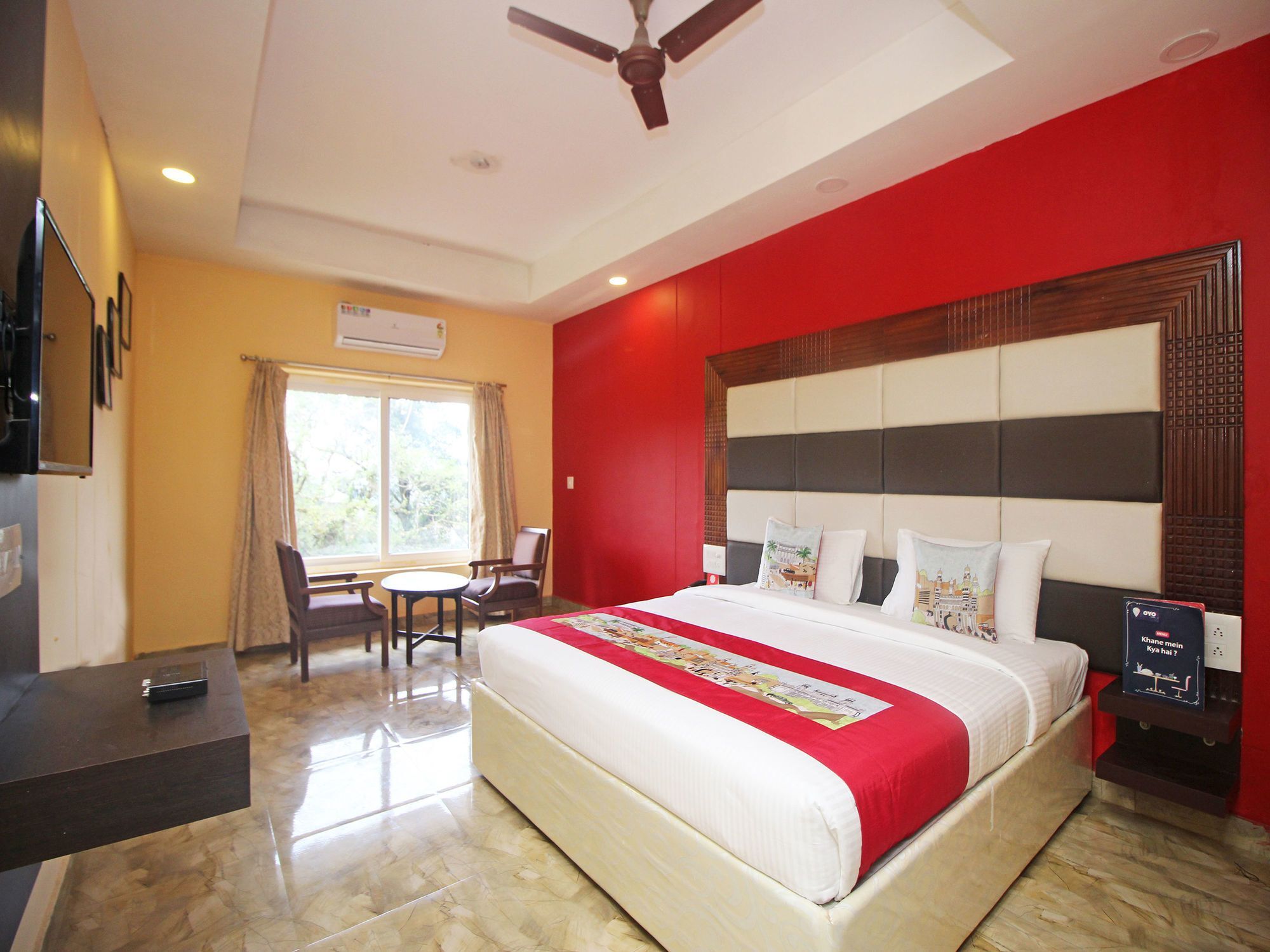 Hotel New Rajdarshan Madikeri Buitenkant foto